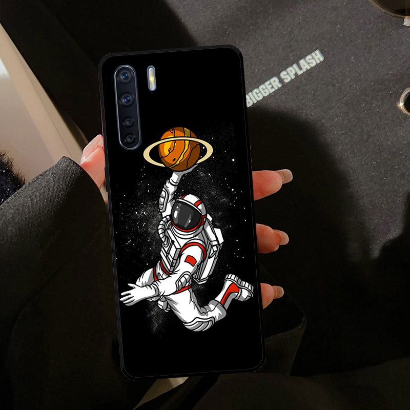 Funda de astronauta para fútbo - Oppo A78 reseña y precio