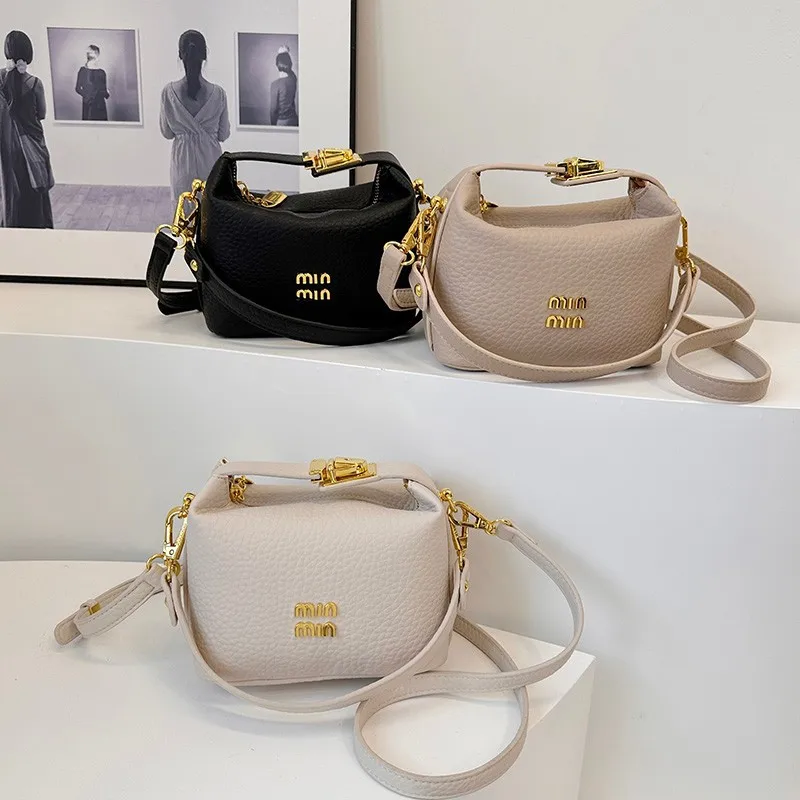 Bolso de Hombro de Cuero de Lu - Luxury Lifestyle Handbags reseña y precio